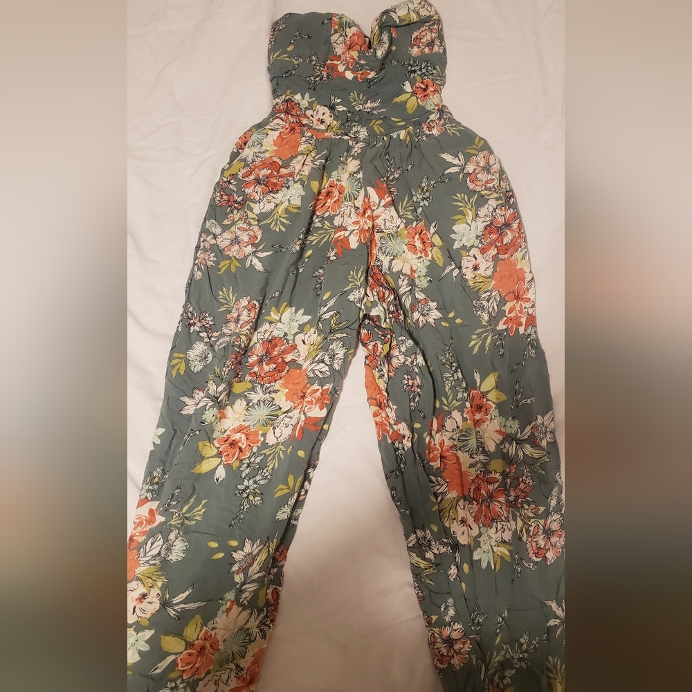 Floral Jumpsuit Medium